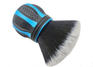 Soft Shine Dynamic Detailing Brush : Super Soft Synthetic Bristles